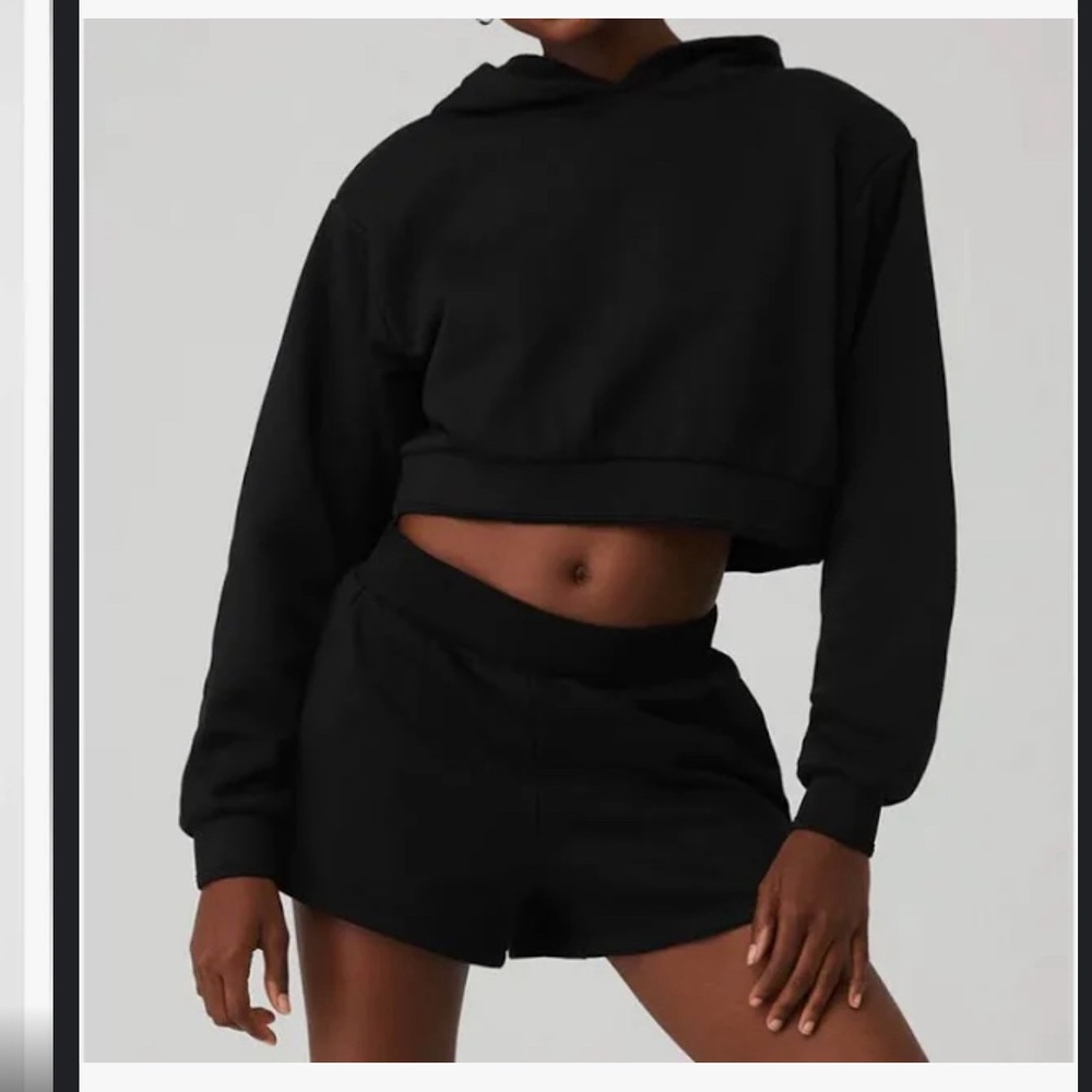 Alo yoga cropped headliner shoulder pad hoodie